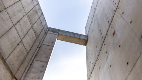 Concrete-vs-steel-in-construction