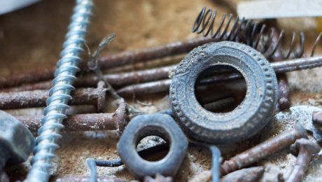 Construction-nails-standards-and-durability