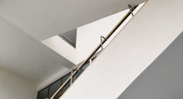 Equal-angle-bars-and-their-uses