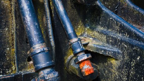 High-pressure-pipe-safety