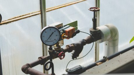 High-pressure-pipe-safety