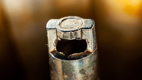 Primer-coated-pipes-for-corrosion-resistance