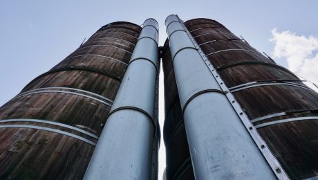 Steel-pipes-in-oil-refineries