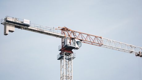 Use-of-scaffolding-pipes-in-construction