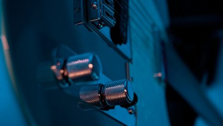 Bright-wire-features