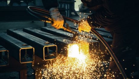 FOB-vs-CIF-in-steel-exports