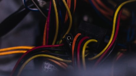 Shock-resistant-connection-systems