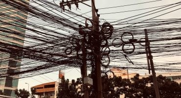Twisted-square-wire-uses