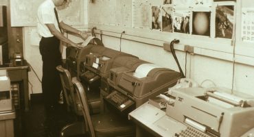Using-mechanical-test-devices