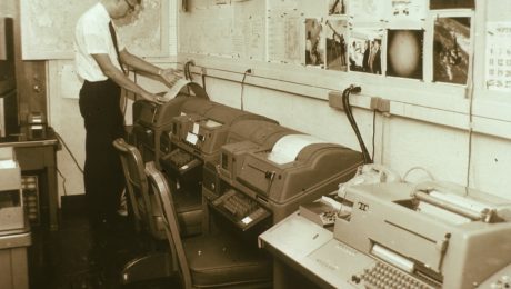 Using-mechanical-test-devices
