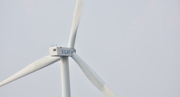 Wind-turbine-blade-support-systems